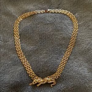 Gold tone Mesh Necklace with Ornate Animal Clasp